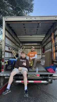 2 Brothers Moving & Delivery